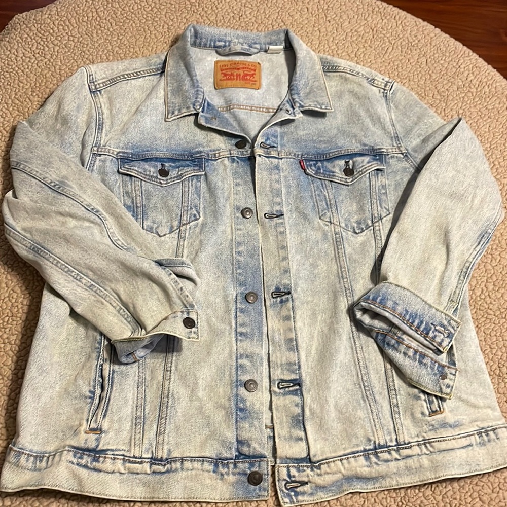 Levi’s Men’s Light Wash Trucker Jean Jacket 2XL Great Condition